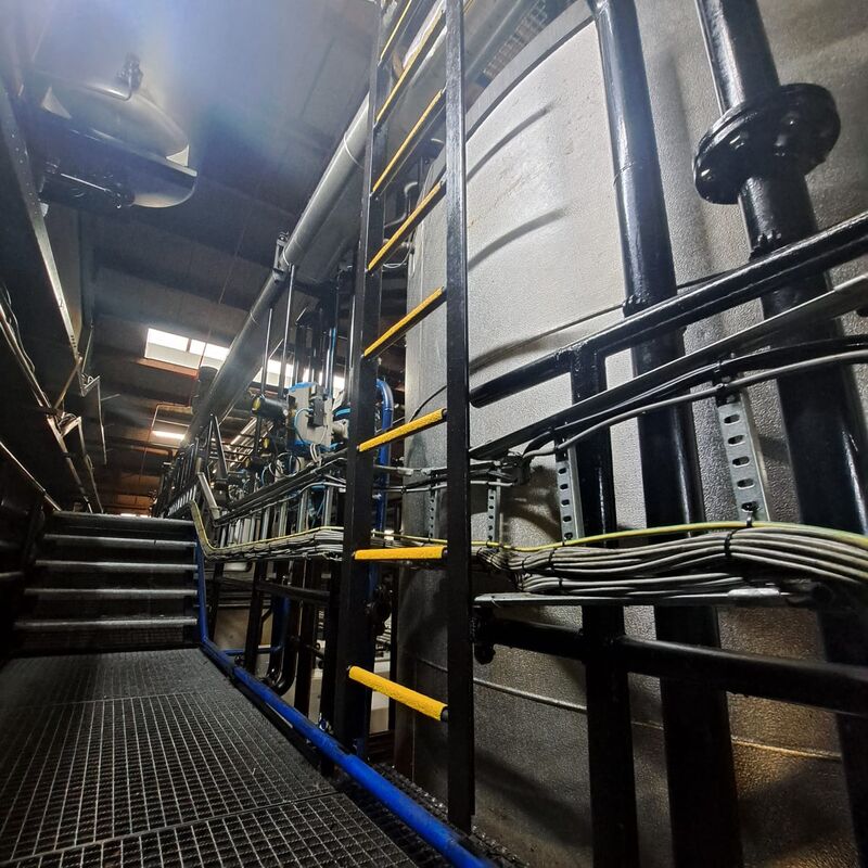 Žebříková příčka GRIP | Zrnitost: IG medium | Hranatá | Šedá - Délka: 400 mm, Vnitřní průměr: 35 mm