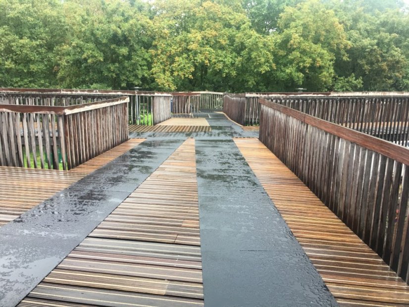 Protiskluzová podlahová deska GRIP | Zrnitost : IG Medium | Černá - Výška: 4 mm, Rozměr desky (mm): 1000 x 500 mm